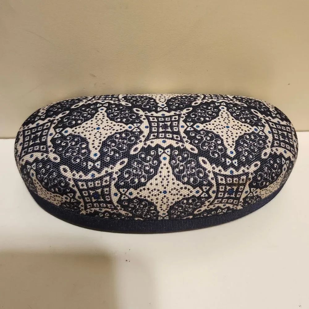 Lucky Brand Navy & Ivory Patterned Hard Domed Clamshell Sunglasses Case